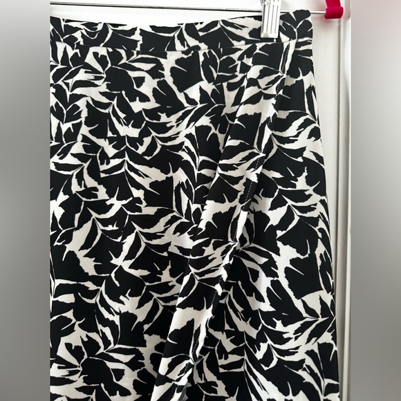 J.Crew Faux Wrap Tulip high-low hem - elastic back - Picture 3 of 9